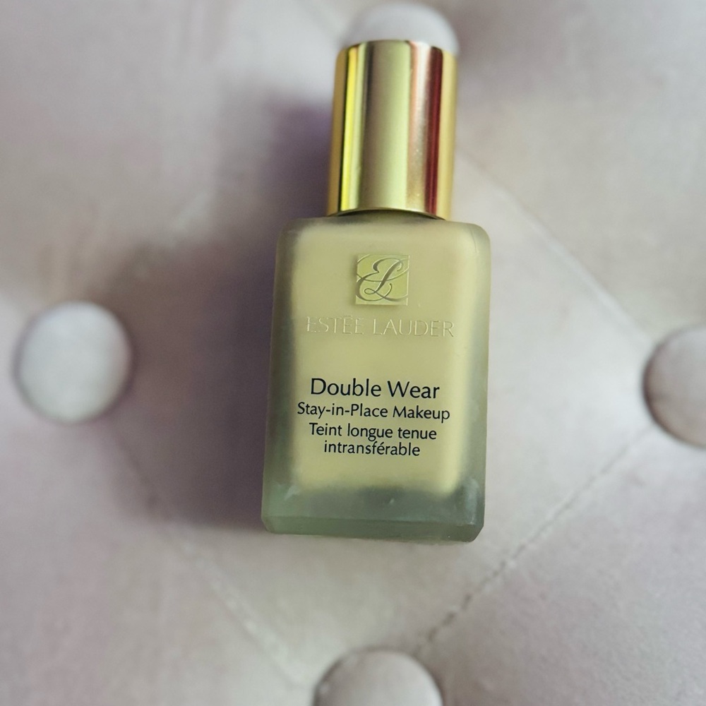 Estee Lauder Double Wear Foundation - 1W2- NWOT